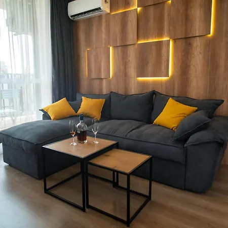 Sky With Free Garage - Sky Apartment