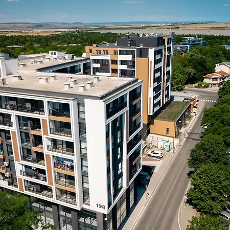 Apartment Sky With Free Garage - Sky *