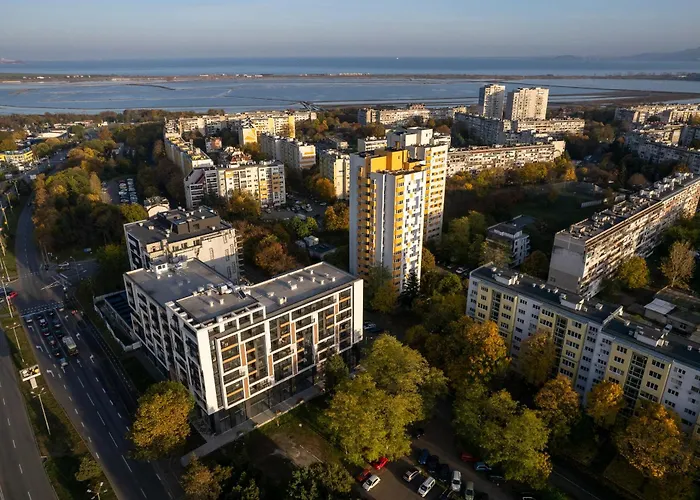 Sky With Free Garage - Sky *