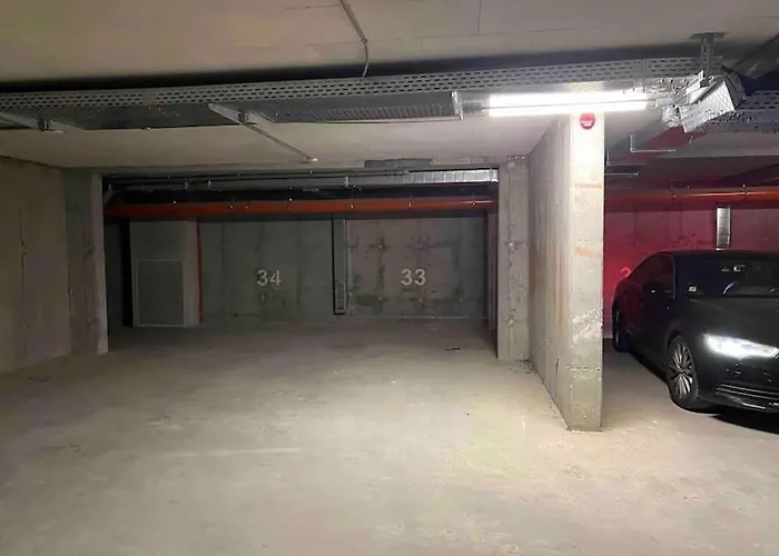 Sky With Free Garage - Sky